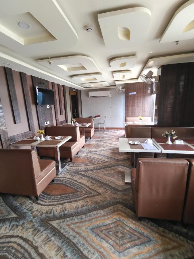 Hotel O.P.S Hāora 외부 사진